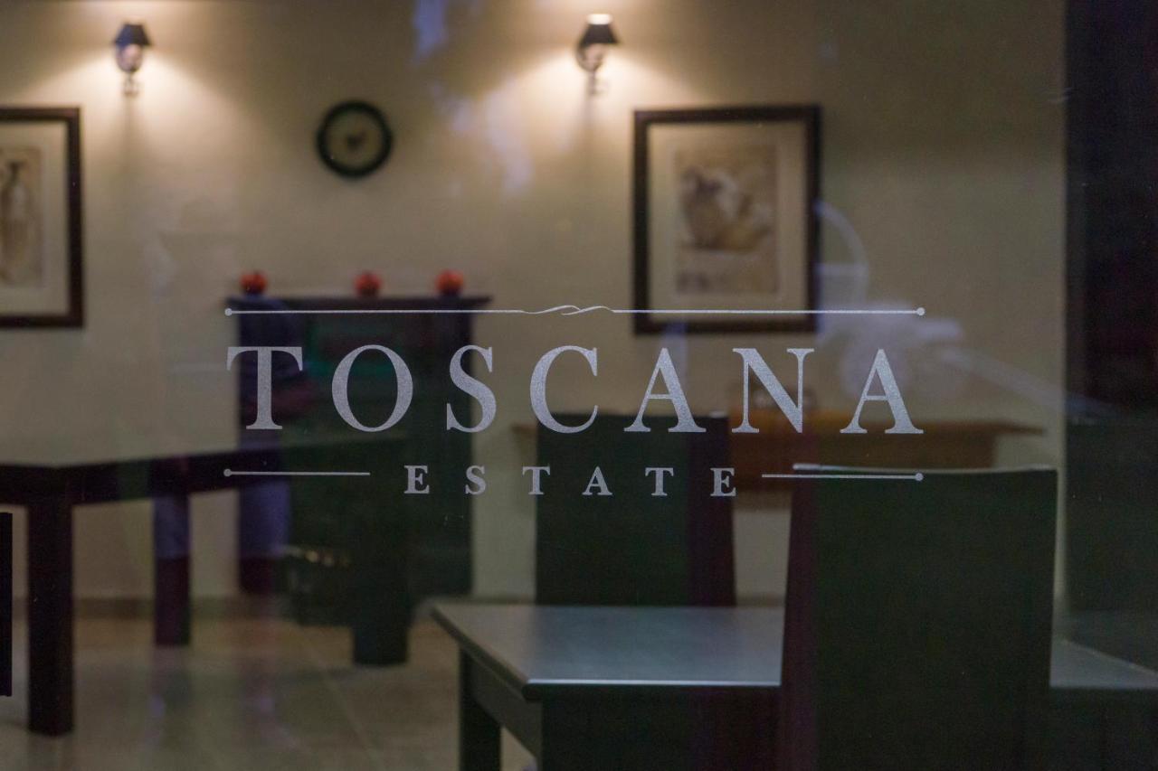 Toscana Estate Блоемфонтейн Екстериор снимка