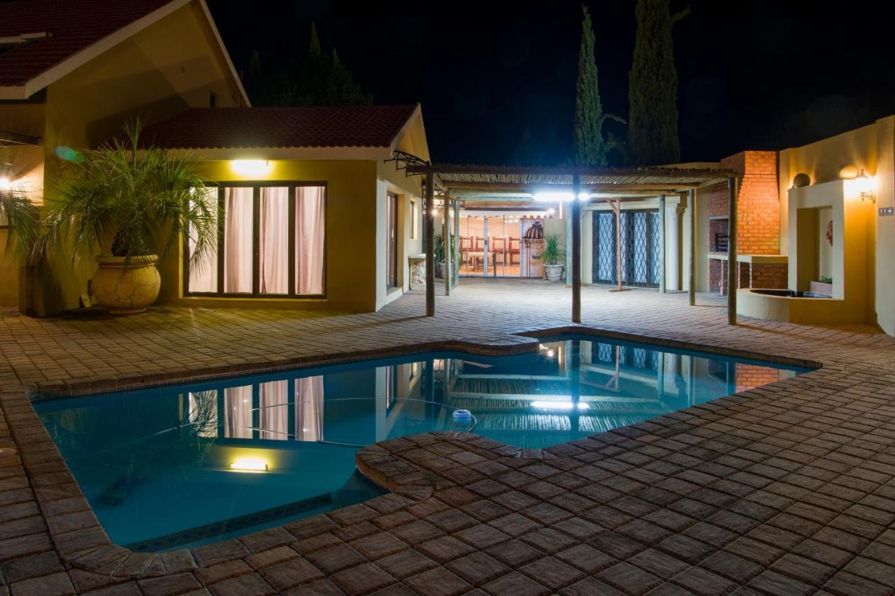 Toscana Estate Блоемфонтейн Екстериор снимка