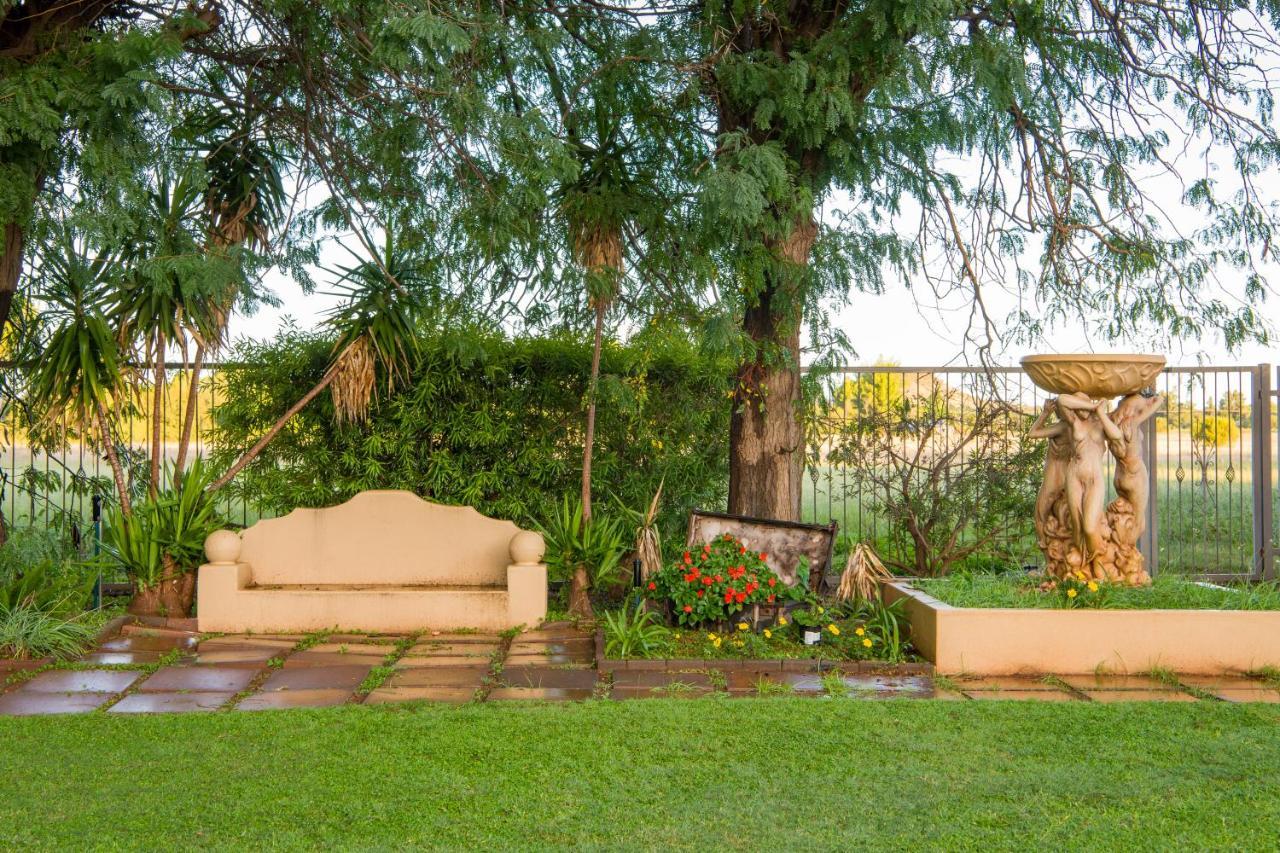 Toscana Estate Блоемфонтейн Екстериор снимка