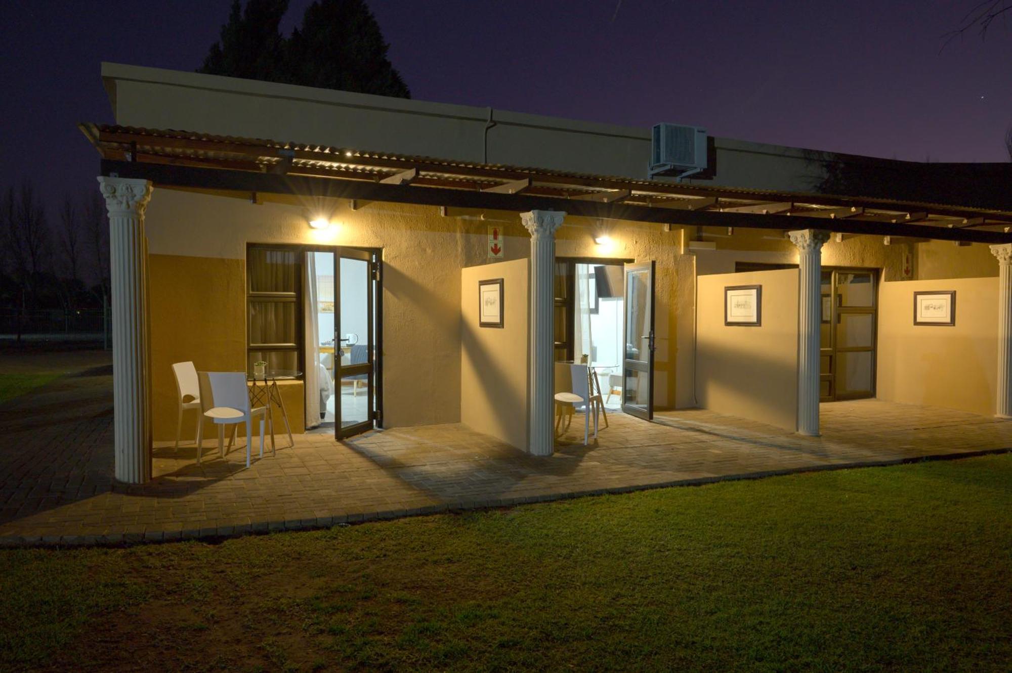 Toscana Estate Блоемфонтейн Екстериор снимка